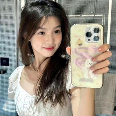 模仿女孩